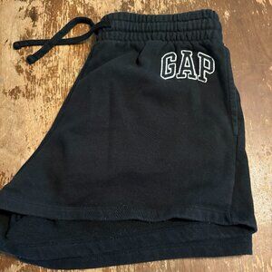 GAP logo drawstring shorts